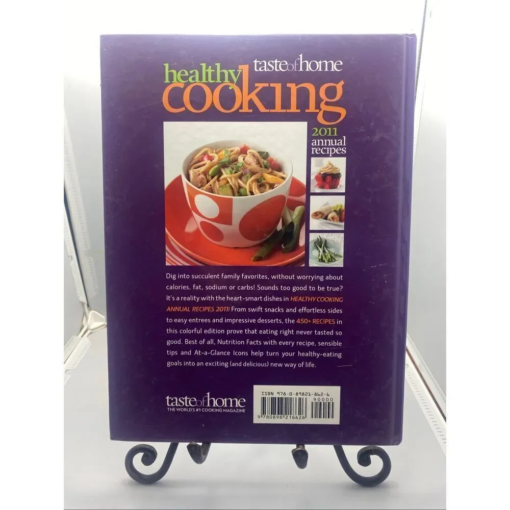 Taste of Home Annual Recipes 2008 2009 2011 Hardcover Cookbooks Family Meals Des